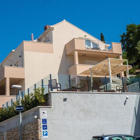 Apartments Bella Vista - 米利尼 客房 照片