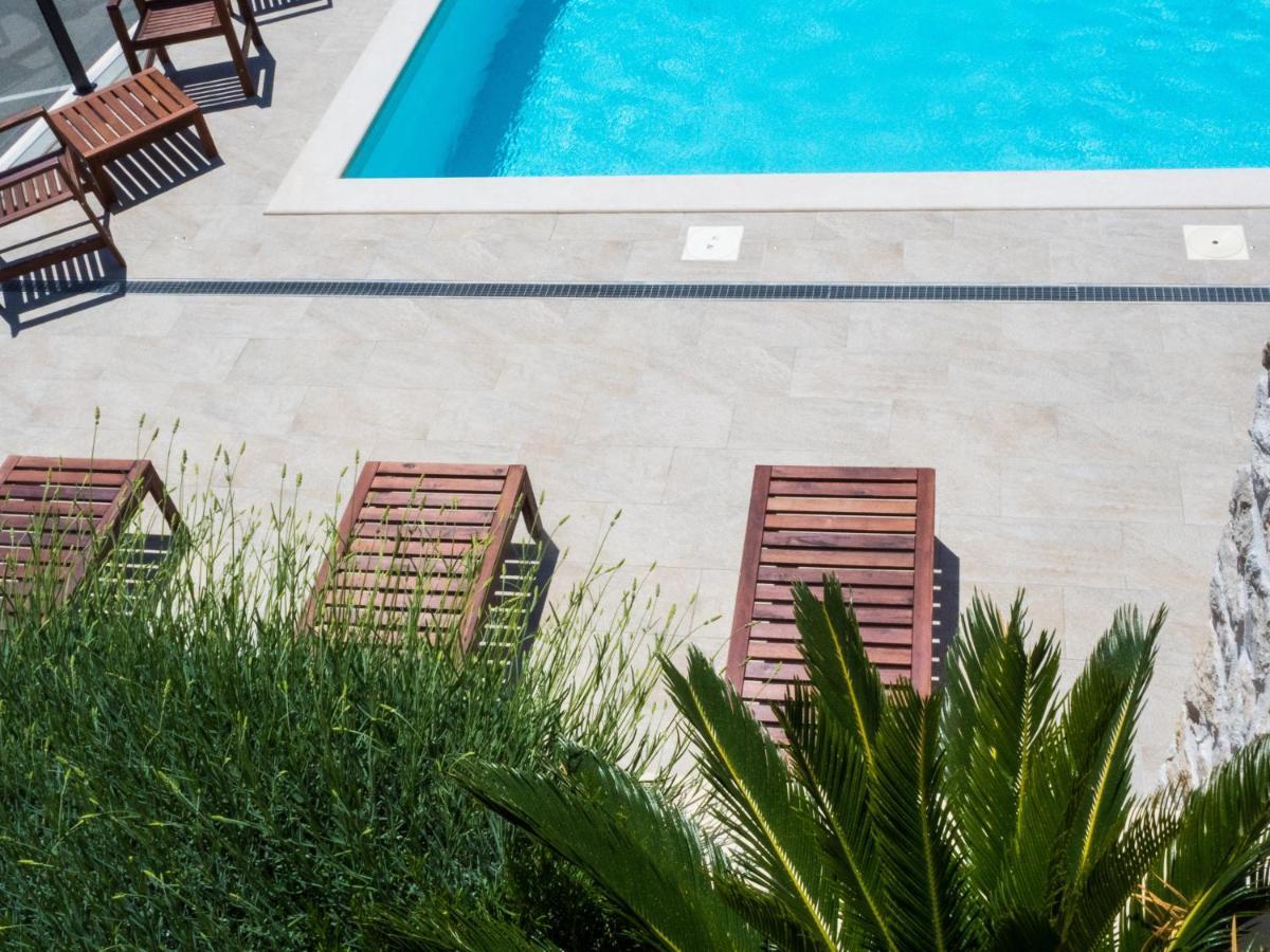 Apartments Bella Vista - 米利尼 外观 照片