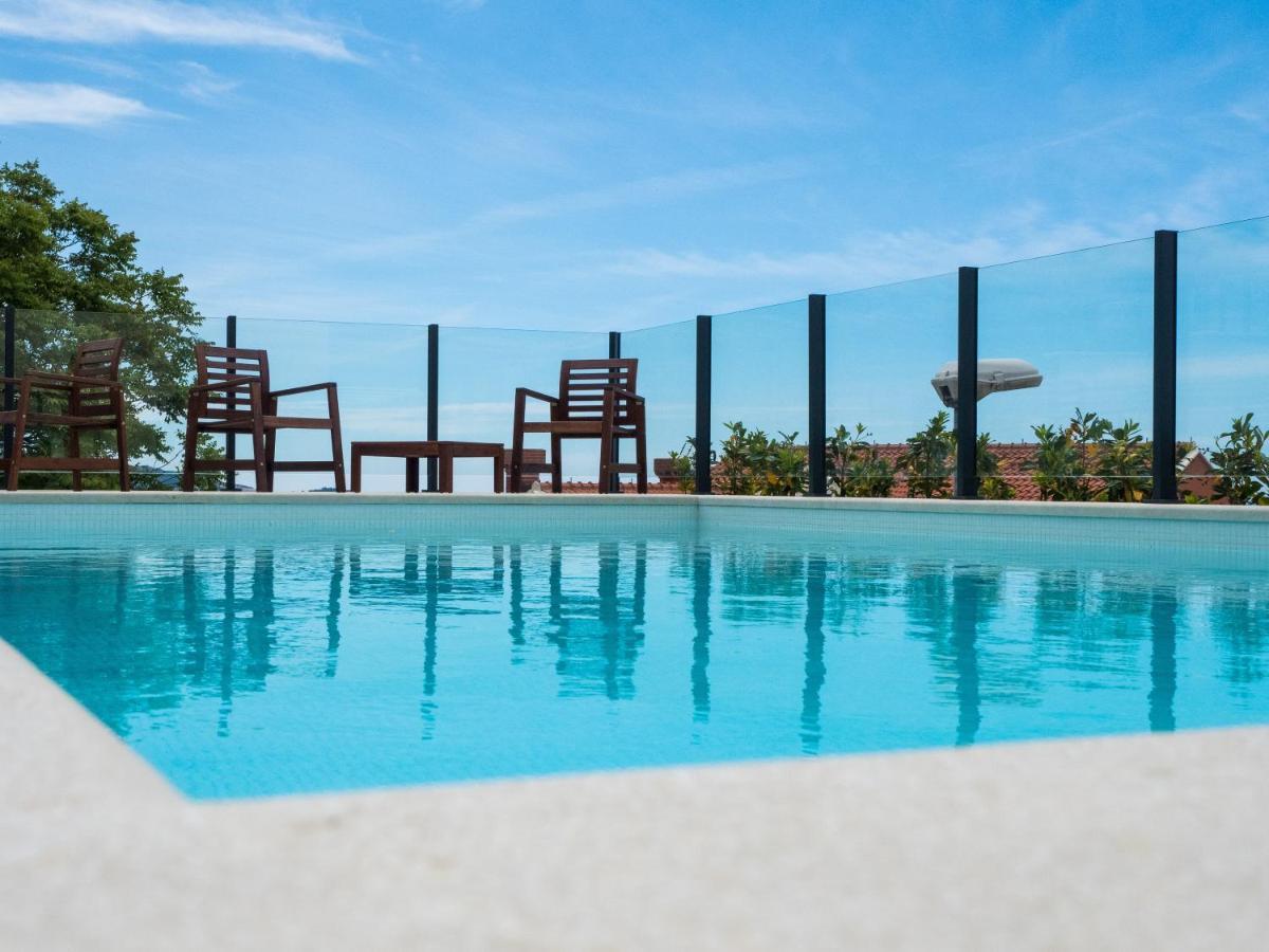 Apartments Bella Vista - 米利尼 外观 照片