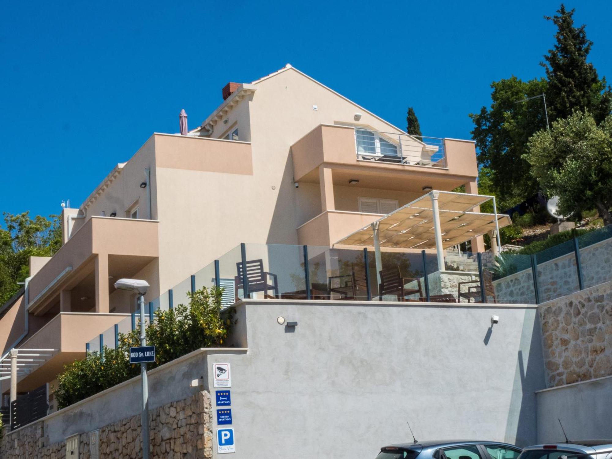 Apartments Bella Vista - 米利尼 客房 照片