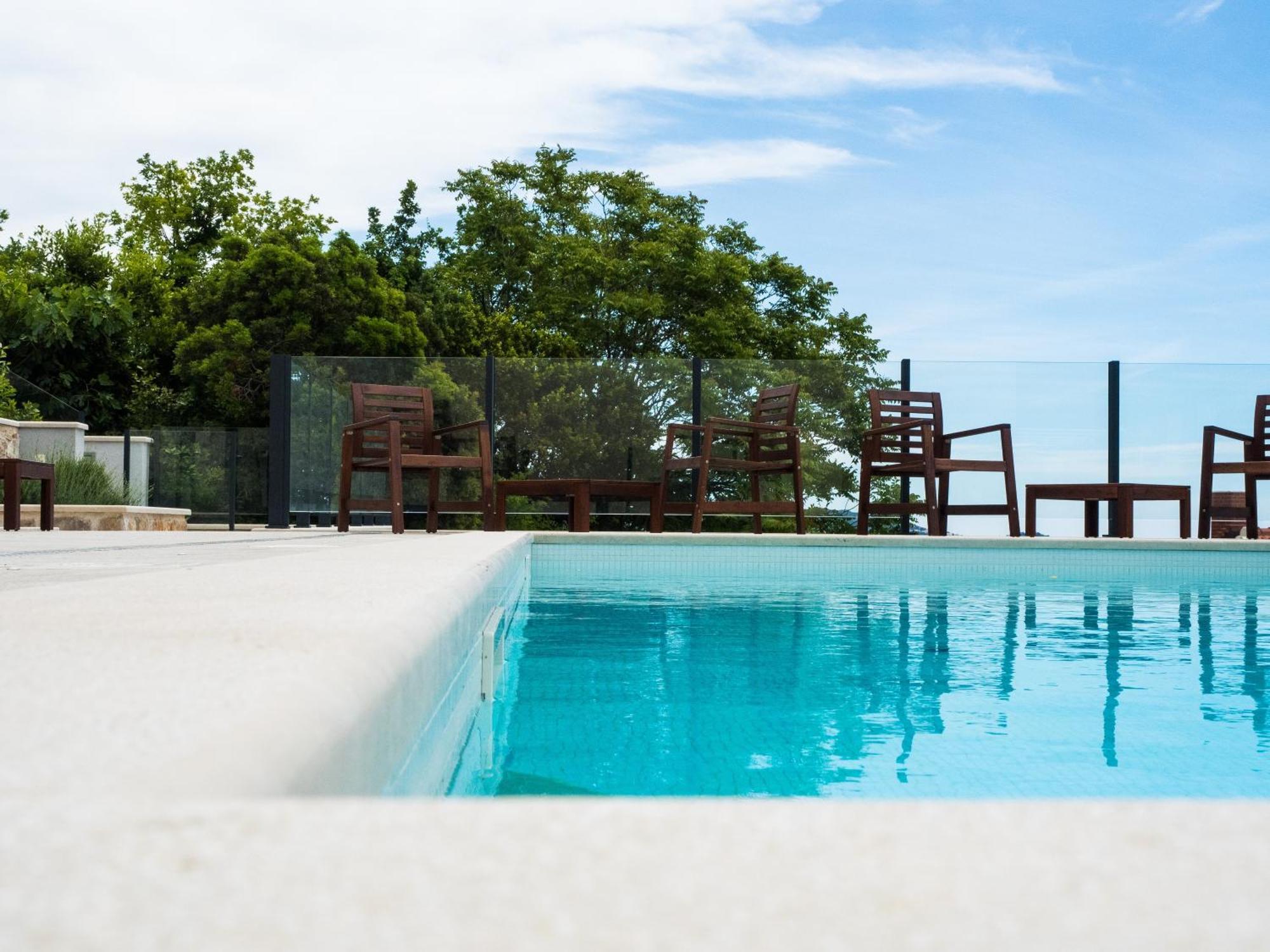 Apartments Bella Vista - 米利尼 客房 照片